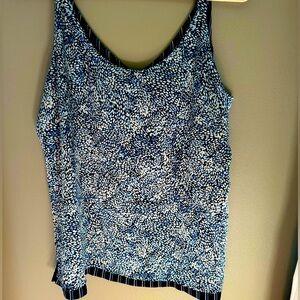 White House Black market reversible Cami size large